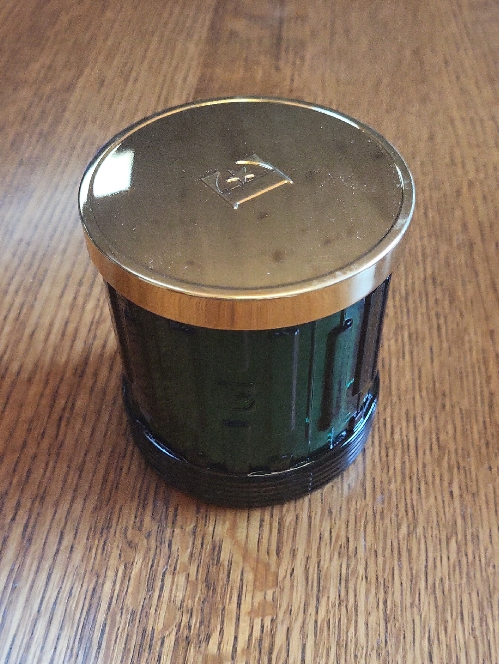 Elton John x Slatkin & Co. Windsor Garland 8oz. Jar Candle